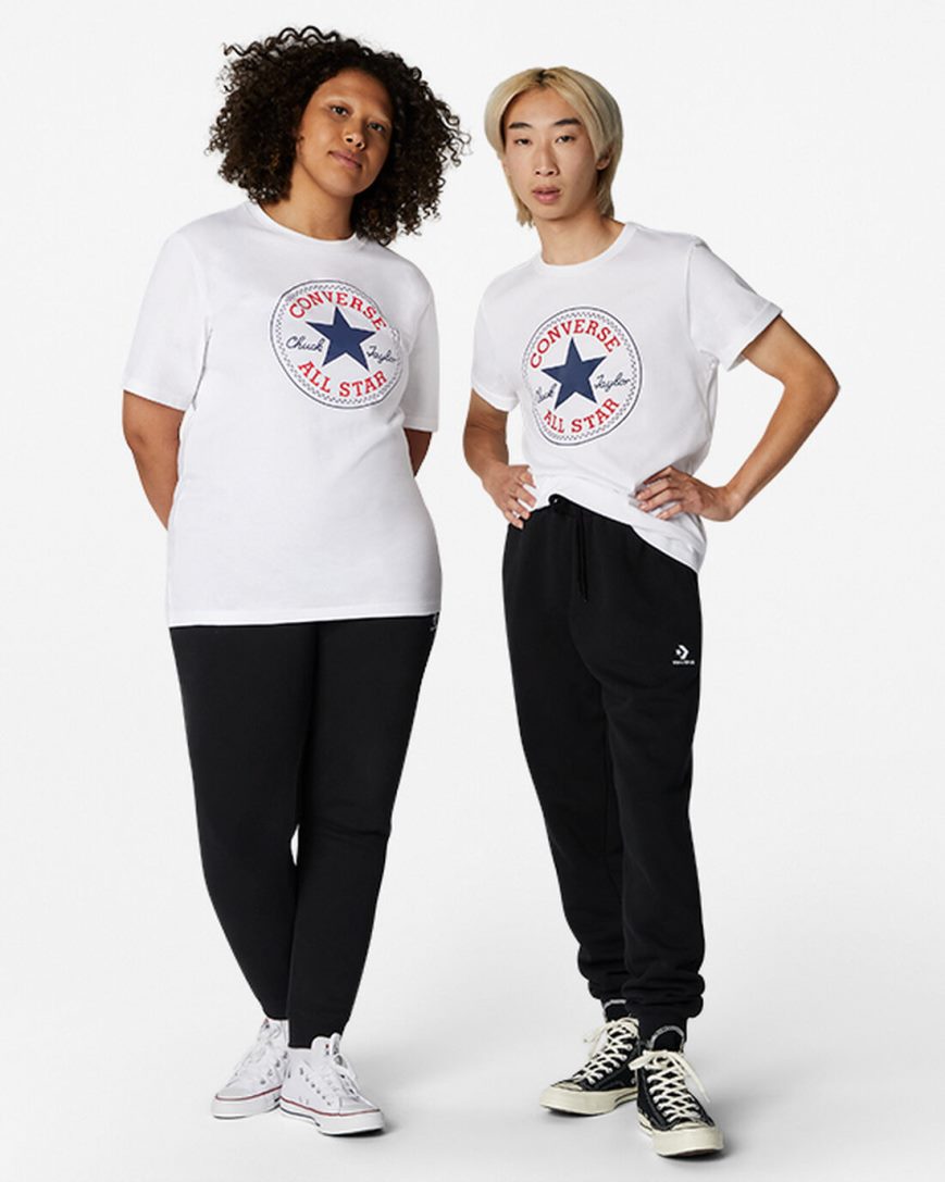 Converse Go-To Chuck Taylor Classic Patch Standard Fit T-Shirts Dame Hvite | 987GHFKMN