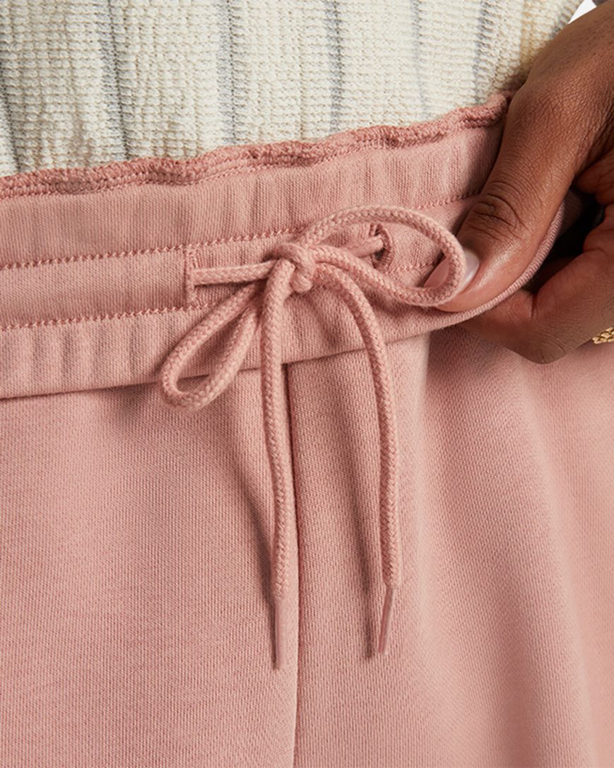 Converse Go-To Embroidered Star Chevron Standard Fit Fleece Shorts Herre Rosa | 904MAQONH